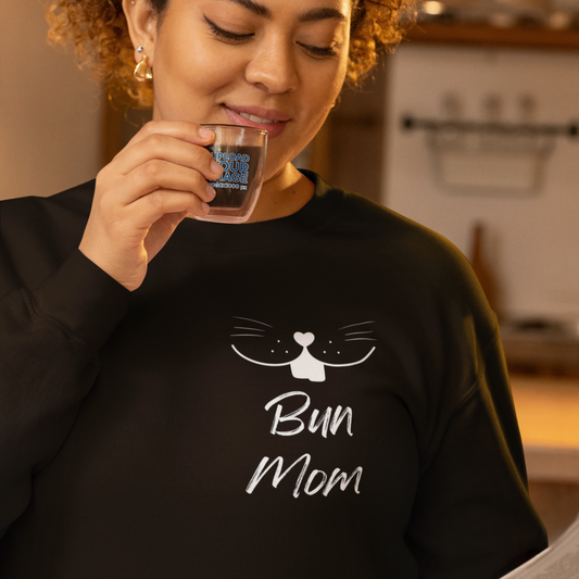 Bun Mom Unisex Organic Raglan Sweatshirt- White Design